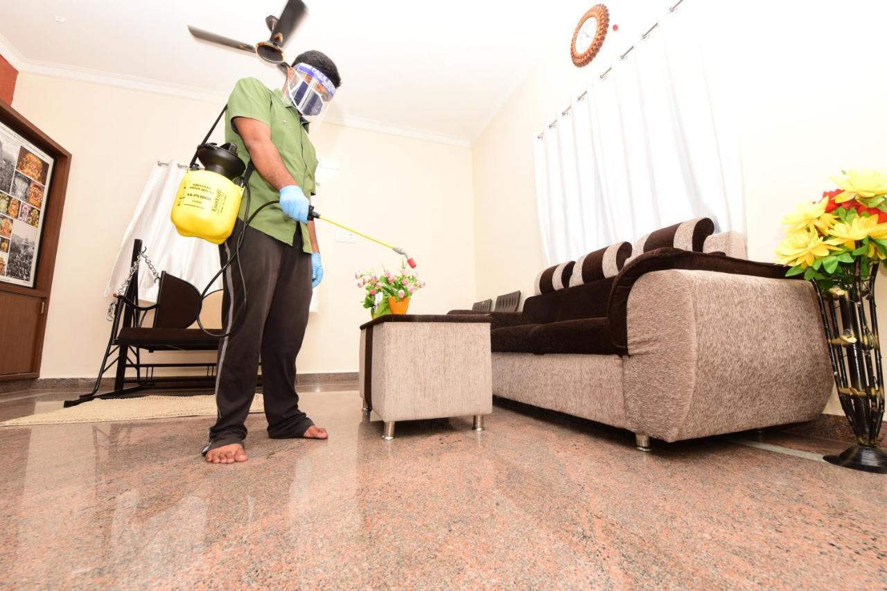 Sree Service Apartments Tirupati Bagian luar foto