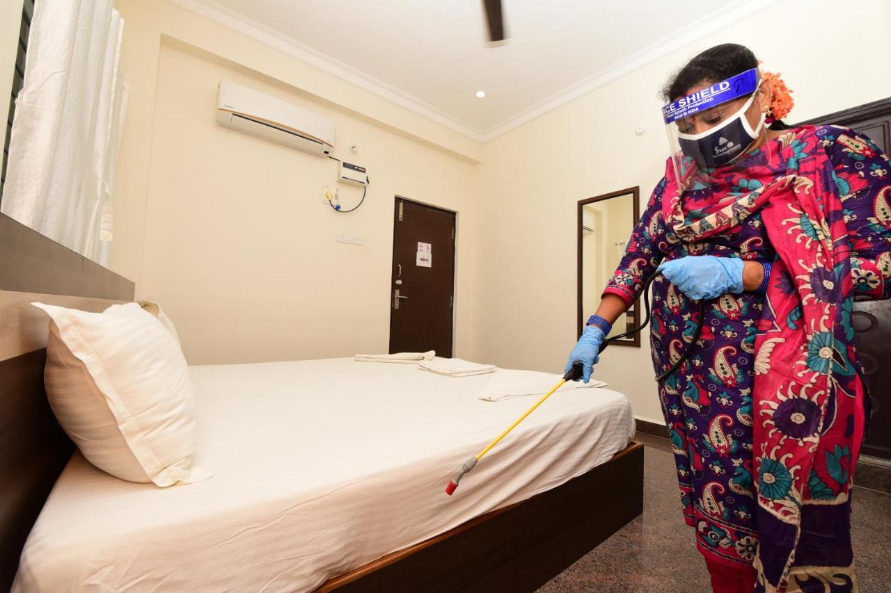 Sree Service Apartments Tirupati Bagian luar foto